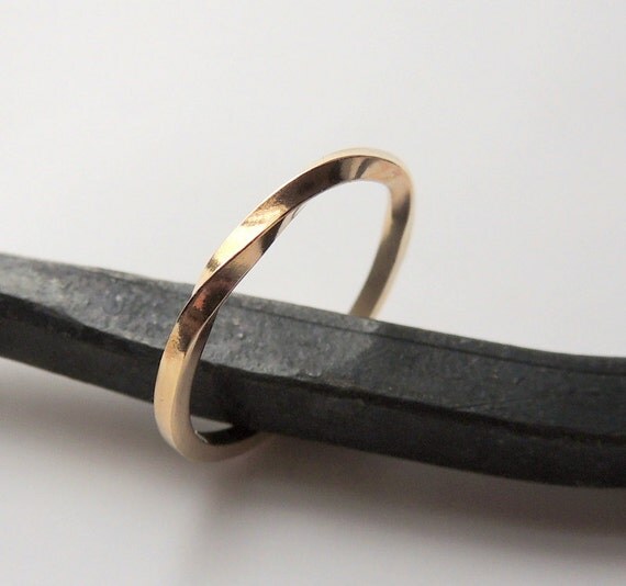 Gold Twist Band Ring 14K gold jewelry minimalist gold