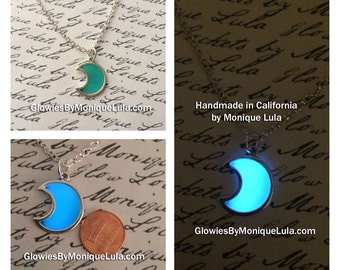 Glowing necklace,Silver Plated Moon Necklace,Glow Necklace,Glow In The Dark Necklace,Glow in the dark Jewelry,Glow Jewelry, Moon Glow, Magic