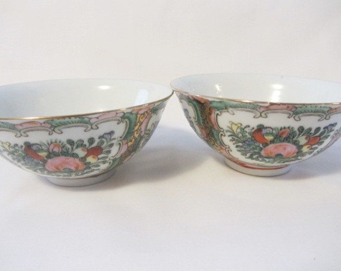 Chinese Yang Cheng Set of Two Rice Bowl Famille Rose Hand Painted Cantonese Rose Medallion, Pair Rice Bowls, Asian Rice Bowls