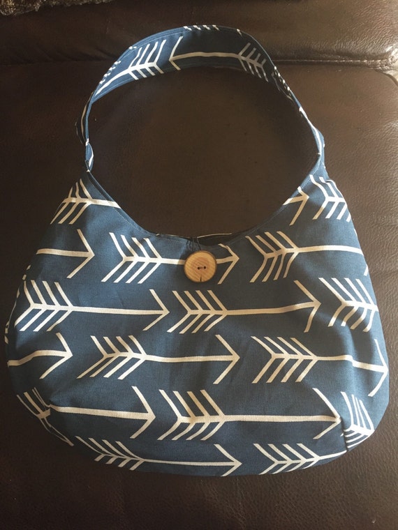 Arrow shoulder bag by TundraButtons on Etsy