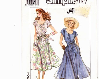 Simplicity 9195 vintage Scoop Neck Dress Pattern Sizes 14-20 Bust 36"-42" Uncut Sewing Pattern
