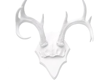 White Faux Antlers - Antler Rack Wall Mount - Faux Taxidermy MR0101