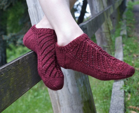 Ankle Socks PDF Knitting Pattern Wendee Lace from AndreaRangelKnits on Etsy S...