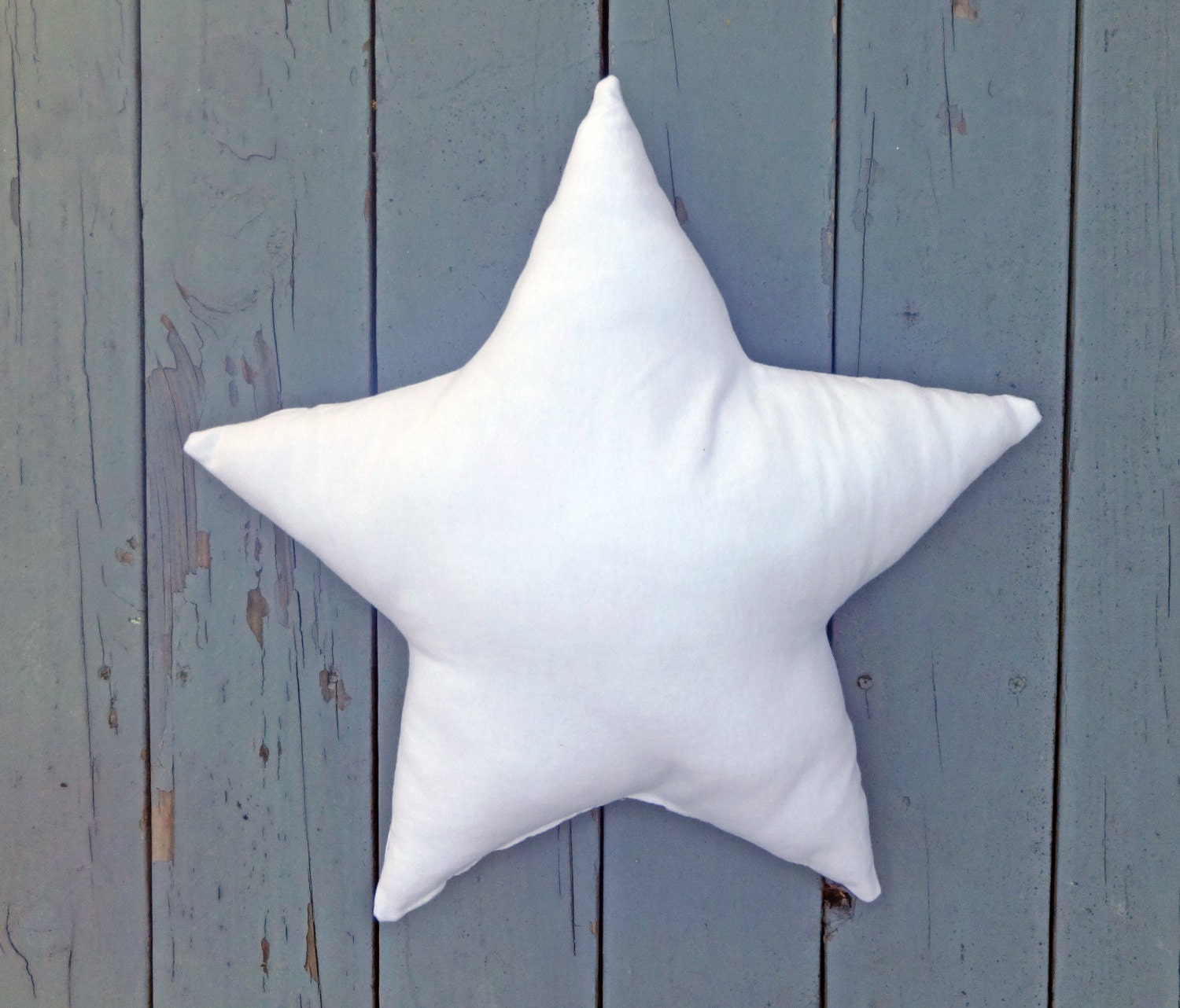 Star shaped pillow/ star shaped cushion/ star plushie/ nursery