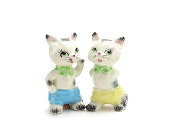 Vintage MINT Anthropomorphic Kittens Salt and Pepper Shakers, Cats, Wales, Anthropomorphic Cats, Kittens in Clothes, White Cats, Epsteam
