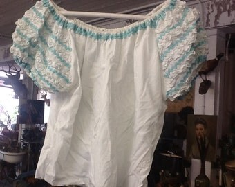 Vintage 1950's Peasant Blouse