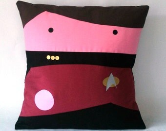 Star Trek TNG inspired William Riker pillow cushion cover 40x40 cm 16x16 inches