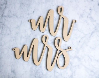 Mr and Mrs Chair Signs, Mr and Mrs Sweetheart Chair Signs, Gold Wedding Chair Signs, Script Chair Signs, Wedding Decor, Rustic Wedding Sign