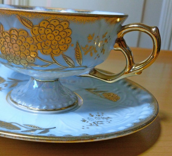 Vintage Ornate Gold Gilded Lusterware Teacup Unmarked