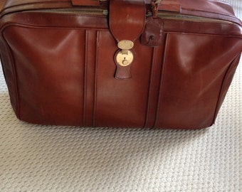 Vintage Luggage Homa Kruse Leather Swiss Suitcase Excellent Condition Keys Tags Closure Works Heavy Duty Zippers Photography Prop TV Prop