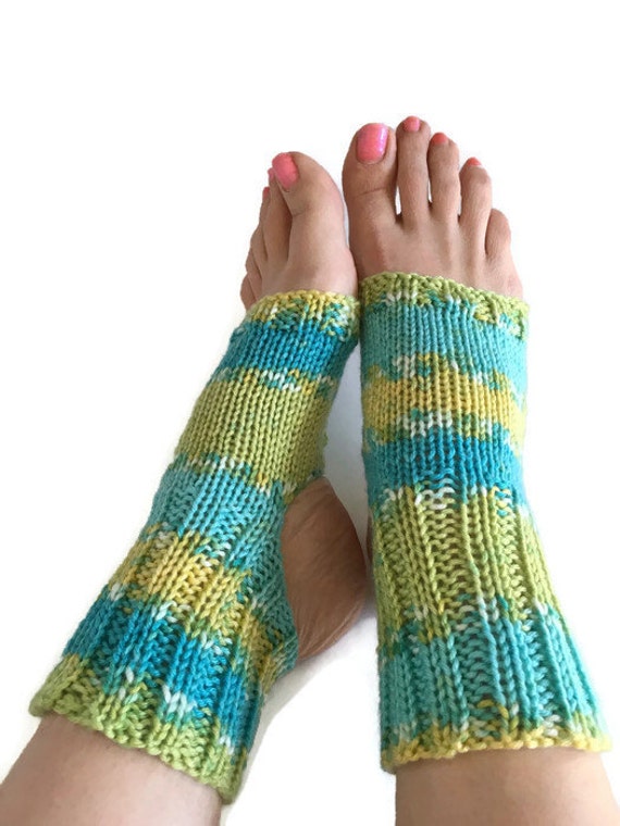 Flip-flop socks SPA socks Hand knit Yoga socks Pilates