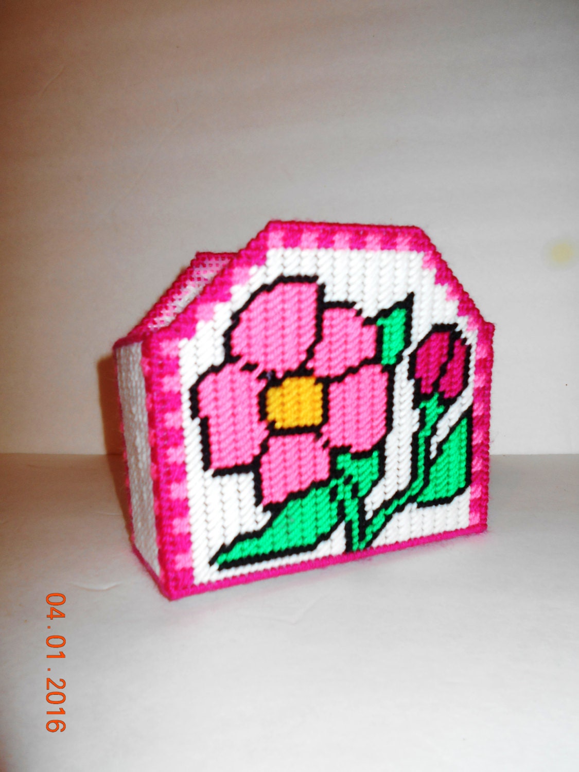 flower napkin holder card holder plastic canvas kitchen