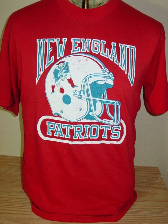 New England Patriots T Shirts Vintage
 Vintage 1980s New England Patriots t shirt 50 50 retro size