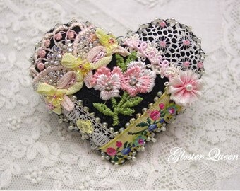 Crazy  quilt pink pansy black heart pin