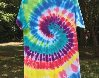 Sunset Tie Dye T-shirt Size Medium Unisex Vibrant Colors