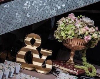 Gold Centerpiece / Table Centerpiece / Wedding Centerpiece / Wedding Vases / Gold Pedestal Vase / Floral Vases / Candles / Alter Flowers