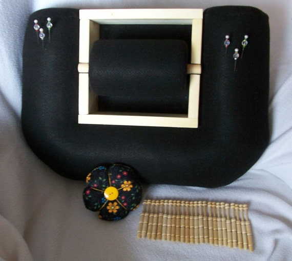 Bobbin Lace Starter Kit with 7 Roller Pillow 24 Fancy