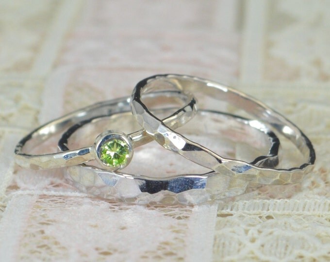 Peridot Engagement Ring, Sterling Silver, Peridot Wedding Ring Set, Rustic Wedding Ring Set, August Birthstone, Sterling Silver Ring
