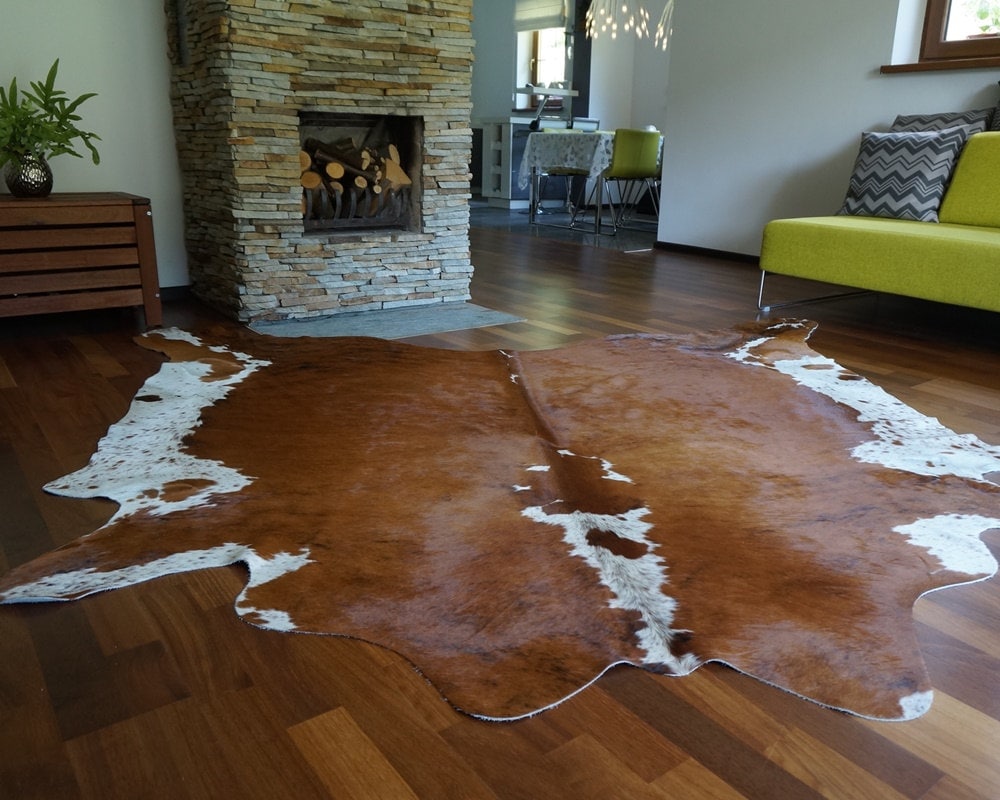 Beautiful Giant XXL Cow hide cowhide RUG Brown and white rug