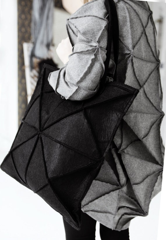Geometric felt bag/ avant garde black bag/ giant bag