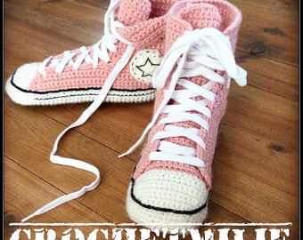 Crocheted slippers shoe style