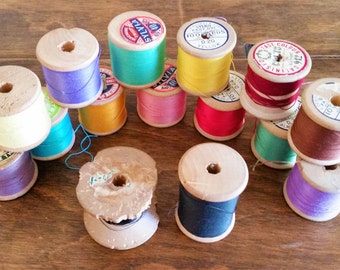 Vintage thread spool | Etsy