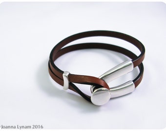 Women's leather bracelet~Wishbone clasp bracelet~Nautical bracelet~Leather jewellery~Women's leather gift~Nautical gift~Gift for women~ETSY