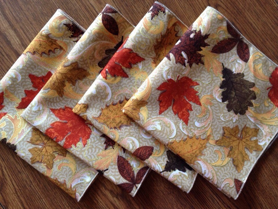 14 or 18 Thanksgiving Cloth Napkins // Reusable