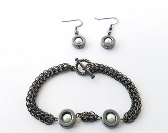 Hematite chainmaille bracelet and earrings set - handwoven in the full persian weave