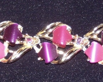 Vintage 1950's Purple & Magenta Lucite/Thermoplastic Bracelet