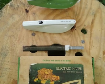 FREE SHIPPING! Scoville Vintage Electric Knife, Model 917B, Green or Ivory - buyer chooses, made in USA! Brought to you by UsefulRetro!