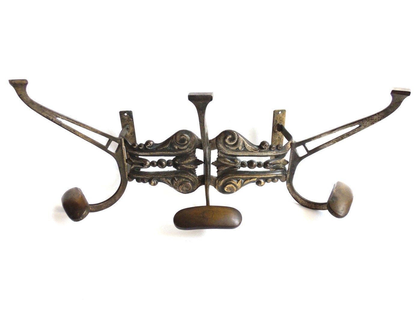 Stunning coat rack Antique solid brass wall mount hanging