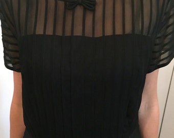 Little black 1950's dress vintage, size 8