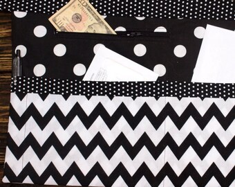 Chevron and Polka Dot Vendor Craft Apron, Farmer's Market, Teacher Apron, Utility Apron, Garden apron with Zipper Pocket