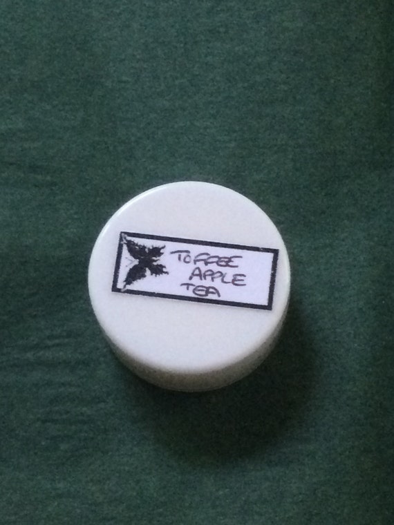 Toffee Apple Tea solid perfume black tea toffee brown