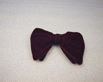 Bow tie, maroon, velvet, tuxedo tie, vintage
