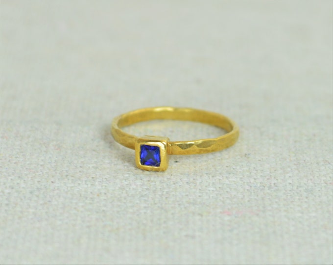 Square Sapphire Ring, Gold Filled Sapphire Ring, September Birthstone Ring, Mothers Ring, Square Stone Ring, Gold Saphhire Ring, Gold Ring