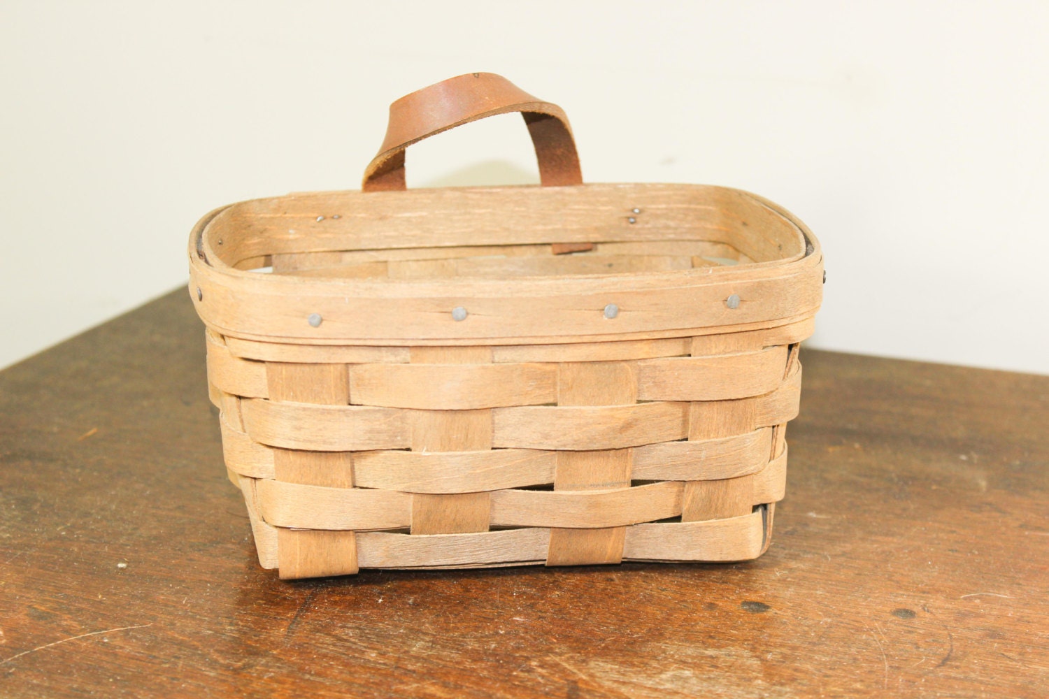 Collectible Longaberger Basket 1984 Hanging Basket with handle