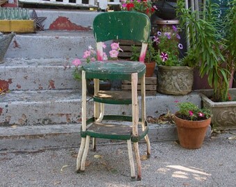 Cosco Step Stool, Late 1940s Early 1950s green Industrial Step Stool, Kitchen Seat Chair Fold Out stool, Mid Century Seating, Metal Stool
