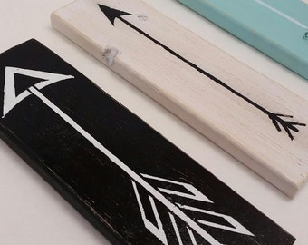 Wooden Arrows. Set of 3 wood arrows. 12" long Distressed Arrows. Home Decor wood arrows. Hand Painted and distressed Arrows. Home Decor
