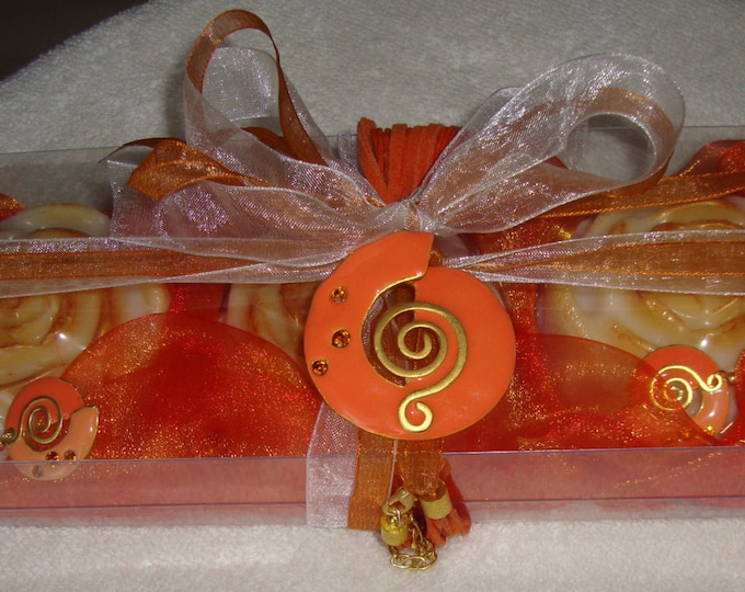 Sophisticated Golden Orange Beauty Gift Set for Women, Luxury Glycerin Scented Soaps, Orange Jewelry Set, Valentine Gift, Soap flower