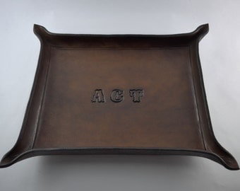 Leather Valet Tray ( 6" x 8" ) / MADE TO ORDER / Monogrammed / Full Grain Hermann Oak Leather