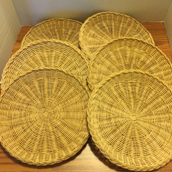 Wicker rattan paper plate holders set of six by pariscraftprincess