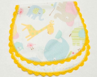 Oopsie Daisy Burp Cloth - Cuddlebug Bear (Girl) main image 1