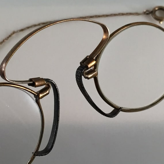 Items similar to Vintage Pince-Nez Eyeglasses Hoopspring Antique Brass ...