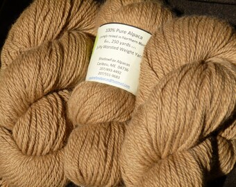 Alpaca Yarn, 3 ply worsted weight, 250 yards, 6 oz/skein, available in 2 natural (undyed) colors: Golden Fawn and Creamy White