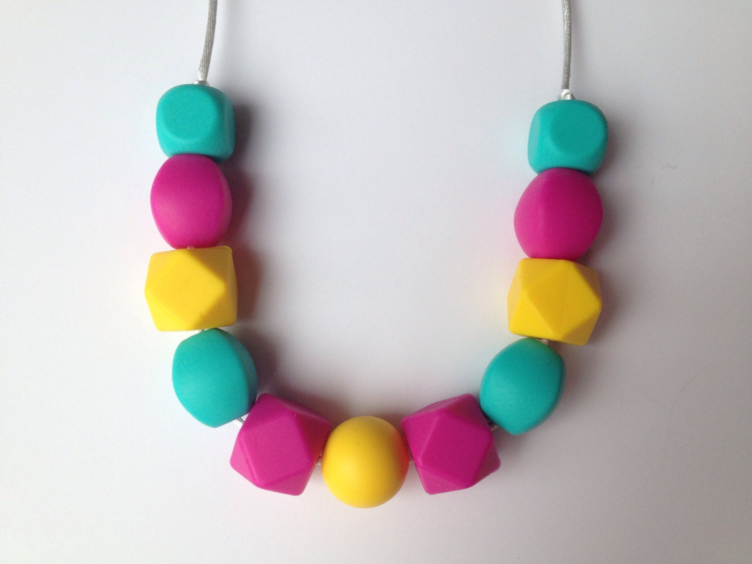 chew fidget necklace