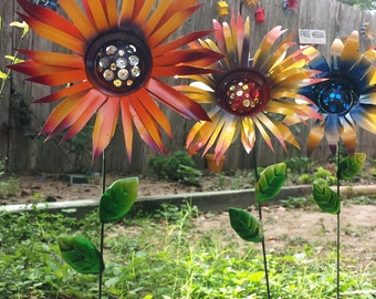 Items similar to Fall Flower Garden Stakes , Autumn Flower Garden Decor ...