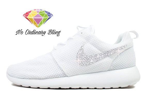 white roshe runs womens