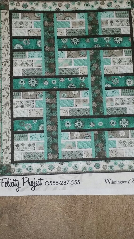 FELICITY QUILT KIT Featuring Isabella Fabrics From Wilmington